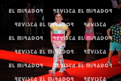 2018 REVISTA EL MIRADOR DESFILE GALA SAN CRISTOBAL 35